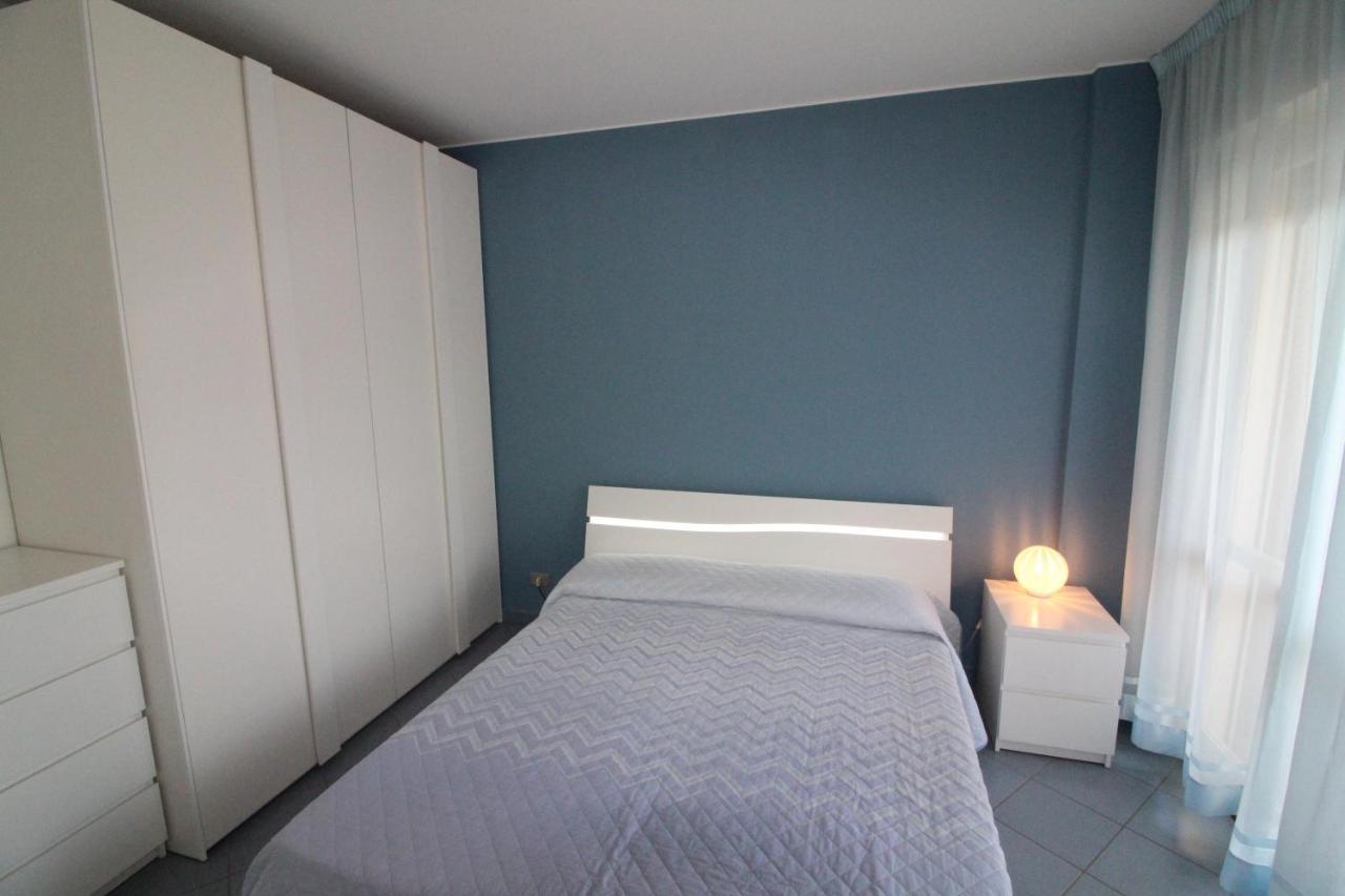Appartamenti Puerto Do Sol Lignano Sabbiadoro Exteriör bild